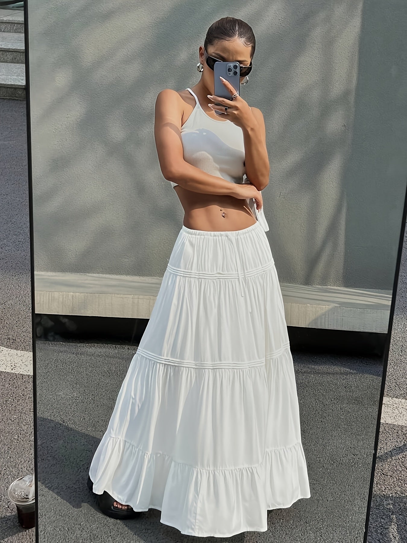 Jupe blanche élégante à volants - avec ceinture élastique