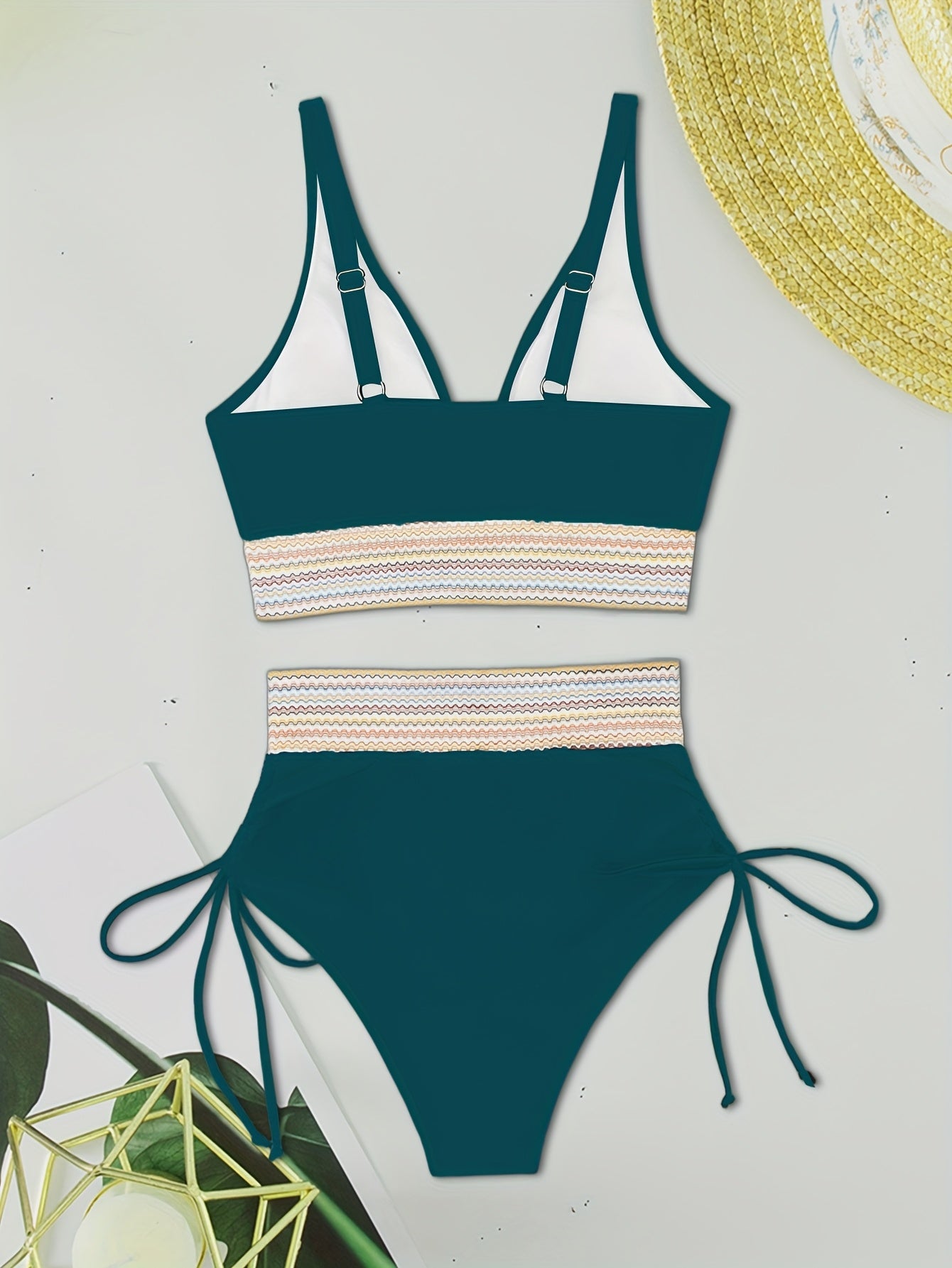 Bikini V-Neck String taille haute avec lien latéral